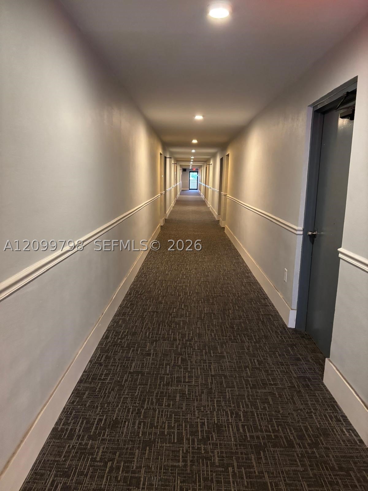 9022 NE 8th Ave 3R