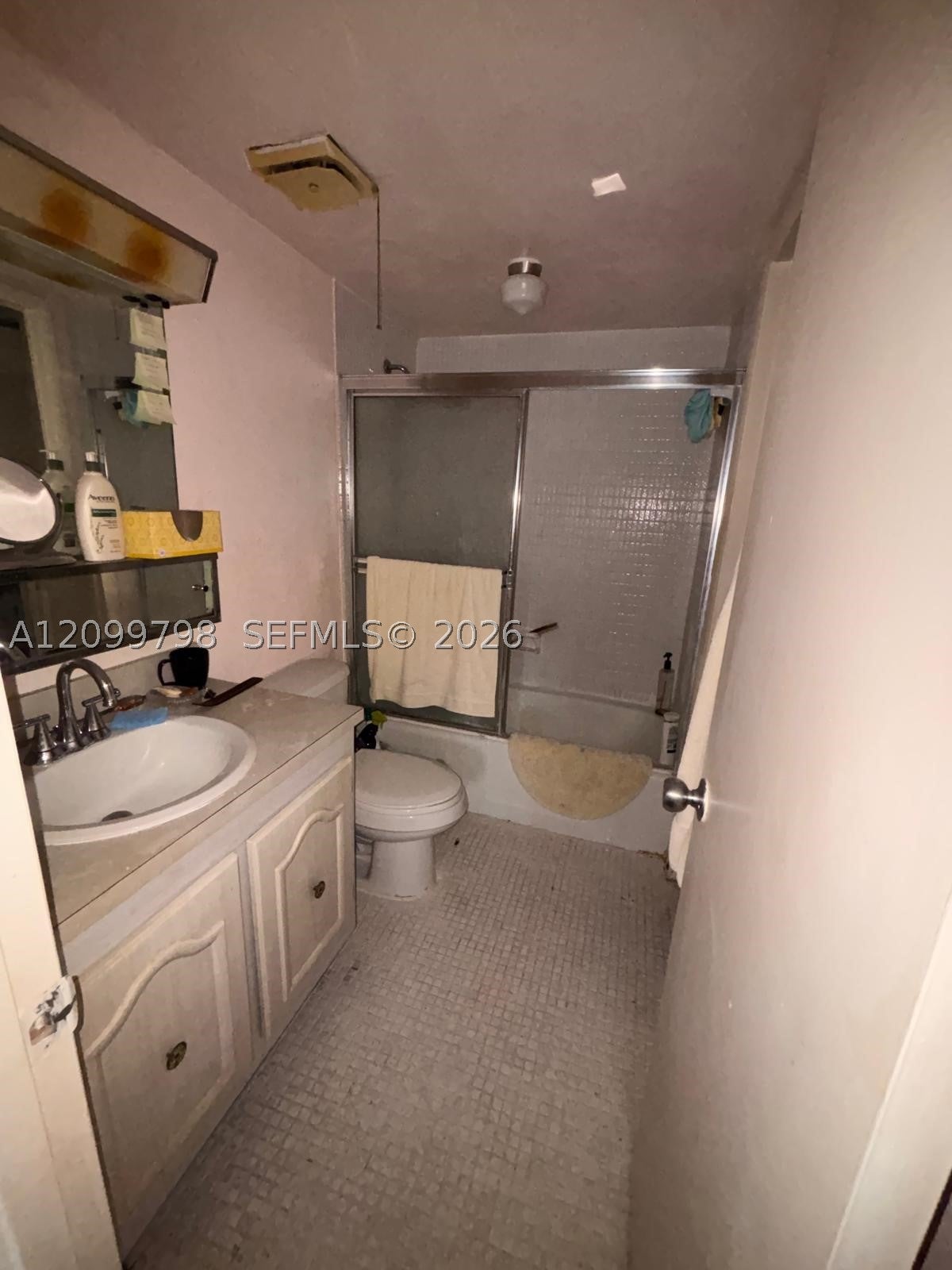 9022 NE 8th Ave 3R