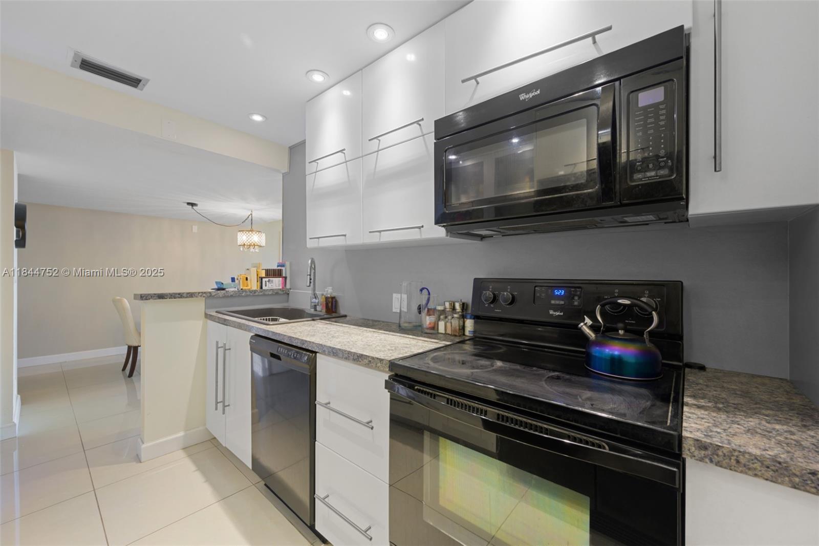 CORONADO CONDO- TOWER II - Residential