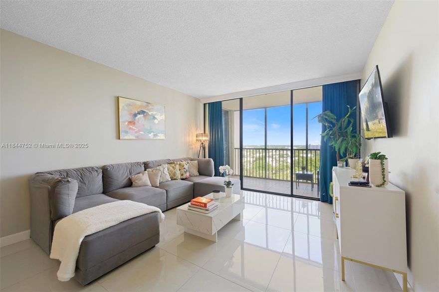 Beautifully renovated 2 bed, 2 bath condo in Coronado with stunning golf course and sunset views. Features stainless steel appliances, modern finishes, and passed 40-year re-certification. Enjoy top amenities—pool, gym, sauna—just minutes from Aventura Mall, beaches, dining, and more!
