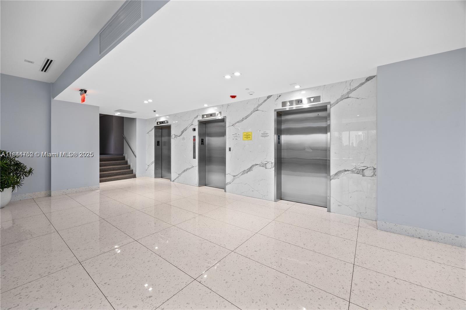 CORONADO CONDO- TOWER II - Residential