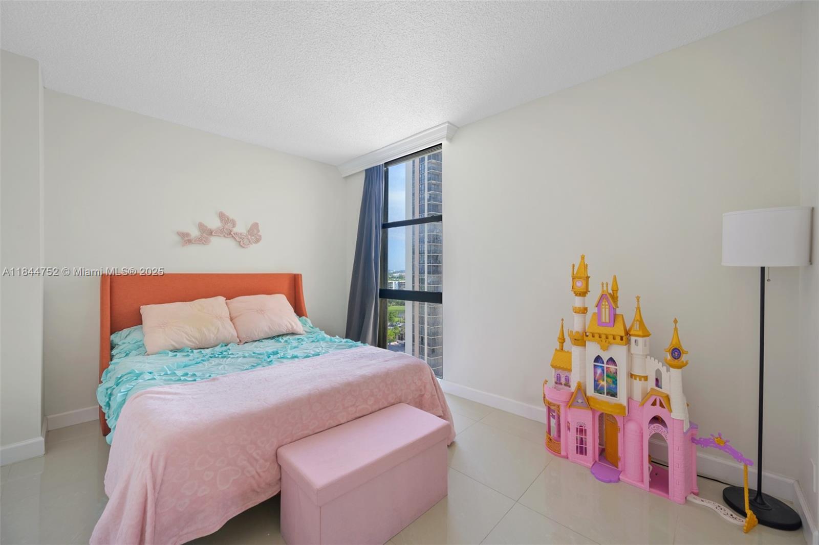 CORONADO CONDO- TOWER II - Residential