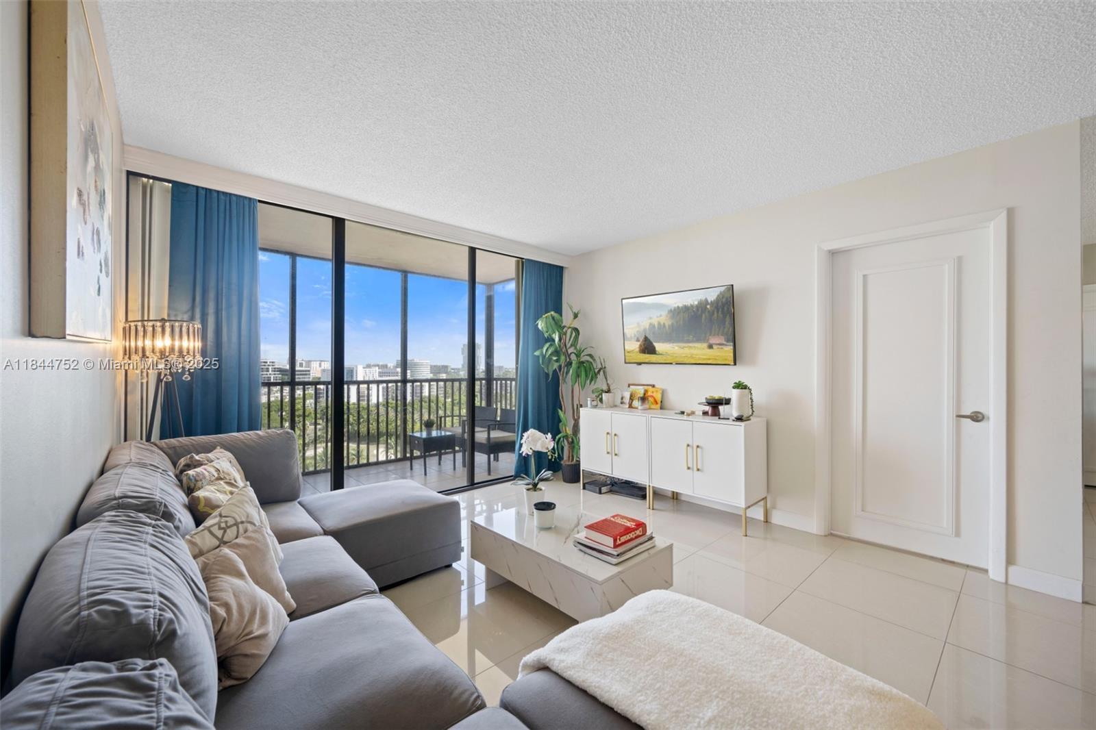 CORONADO CONDO- TOWER II - Residential