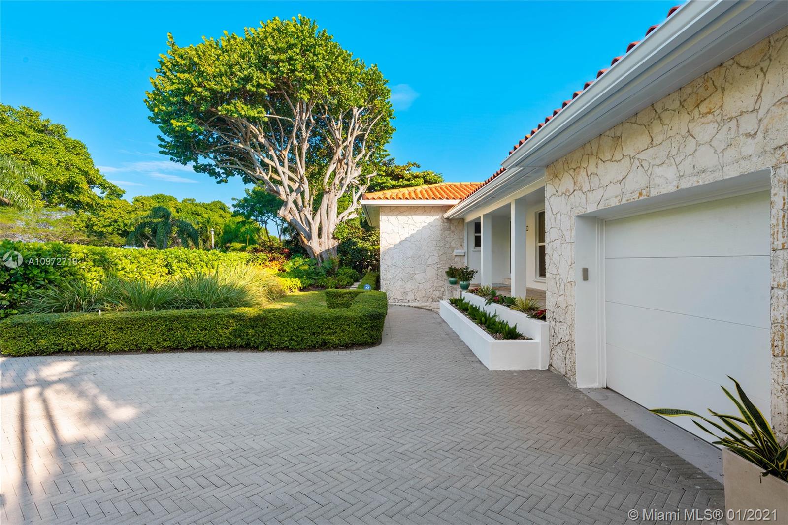 BAY POINT - Residential