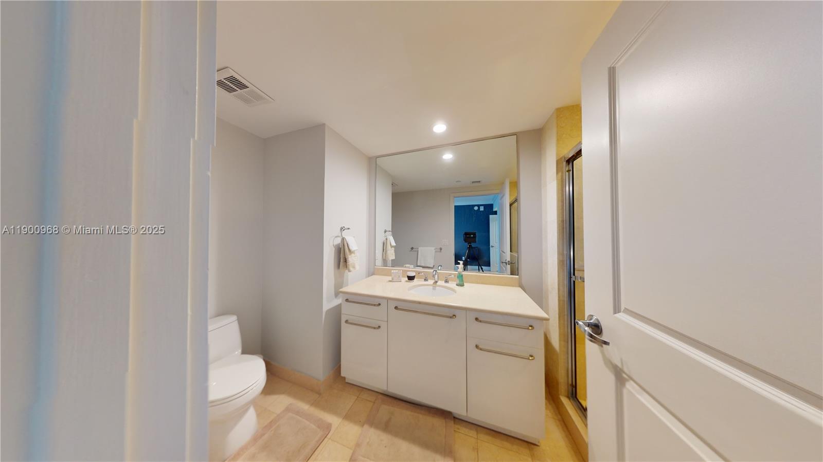 OCEAN PALMS CONDO - Residential Lease