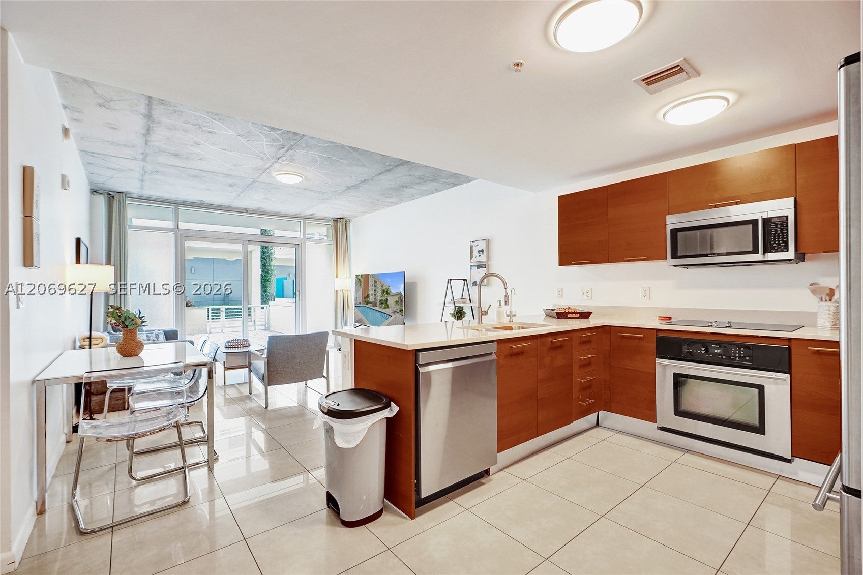 3250 NE 1st Ave 511