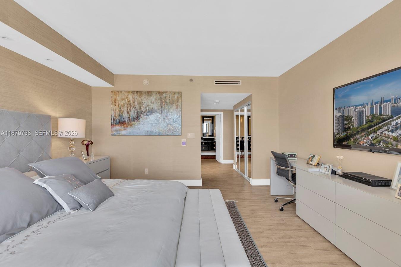 2000 ISL BLVD WILLIAMS IS - Residential