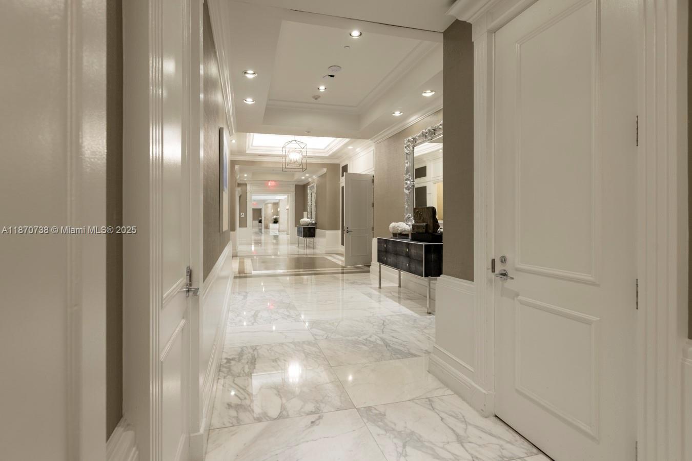 2000 ISL BLVD WILLIAMS IS - Residential