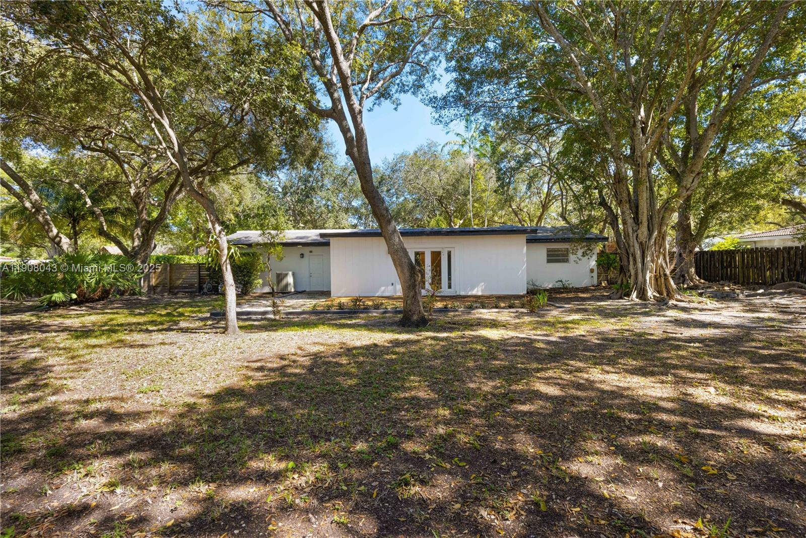 OLD CUTLER SOUTH SEC 2 - Residential Lease