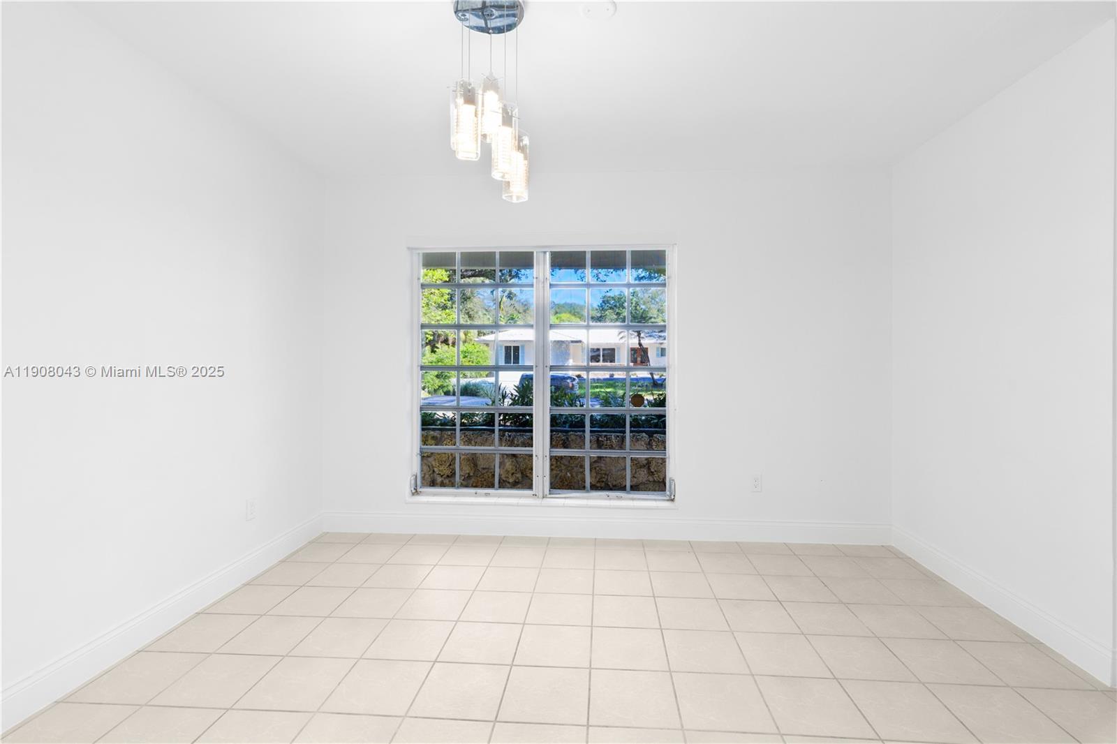 OLD CUTLER SOUTH SEC 2 - Residential Lease