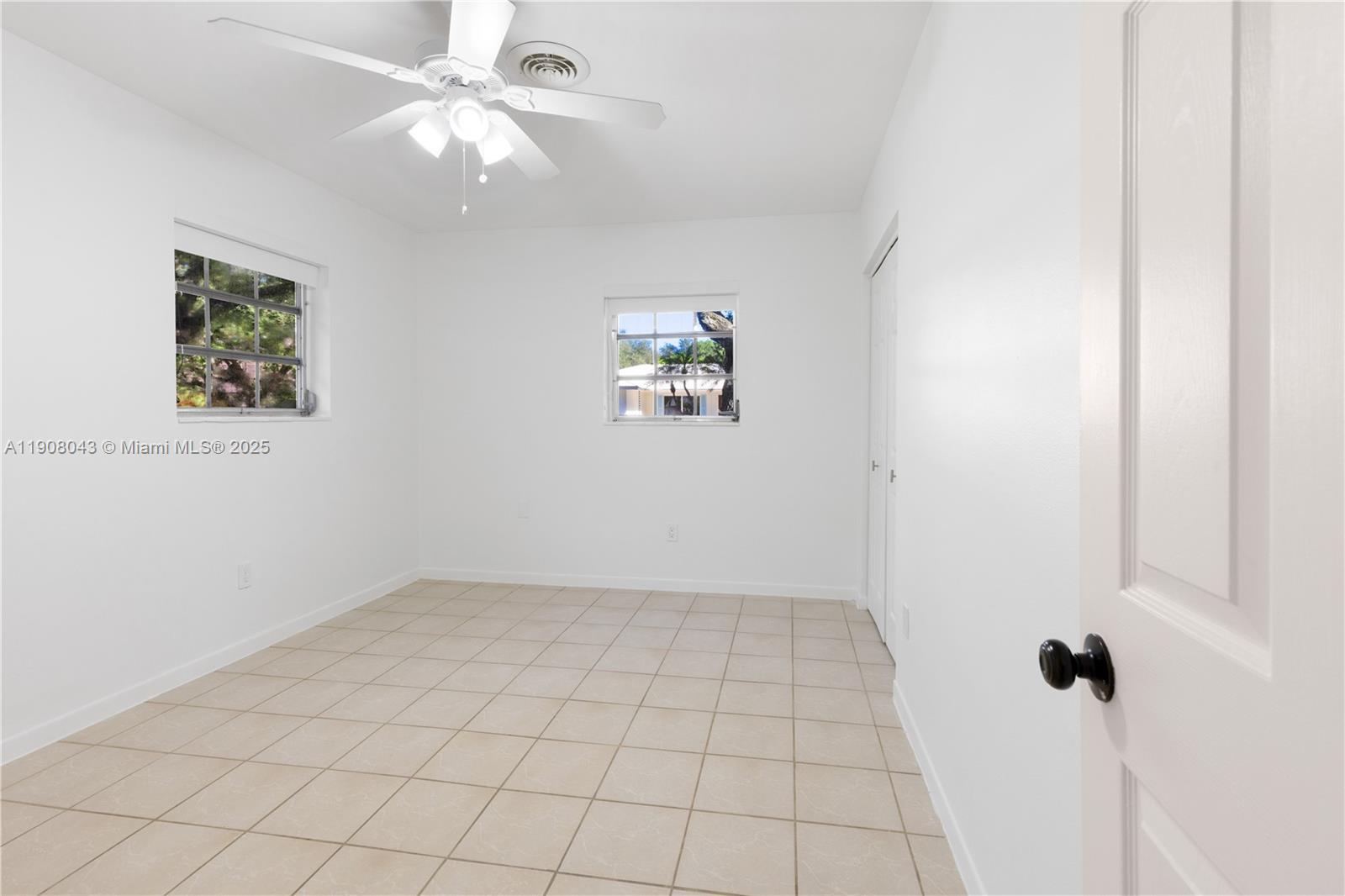 OLD CUTLER SOUTH SEC 2 - Residential Lease