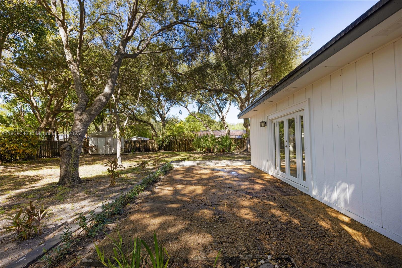 OLD CUTLER SOUTH SEC 2 - Residential Lease