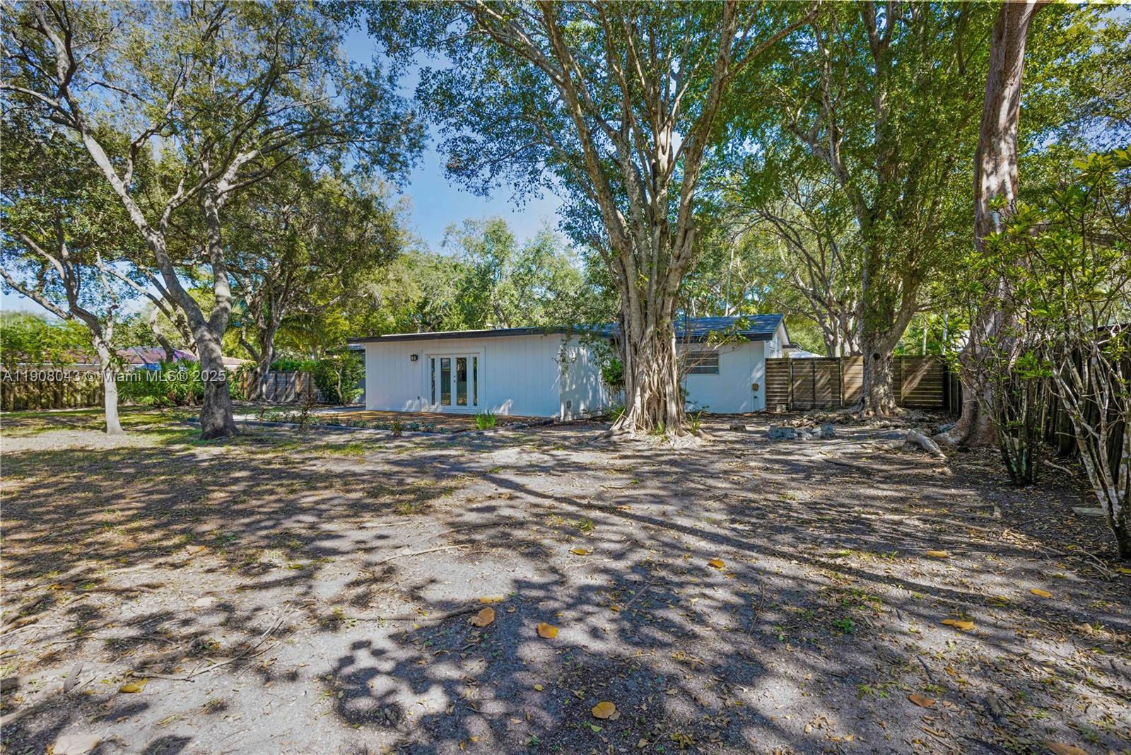 OLD CUTLER SOUTH SEC 2 - Residential Lease