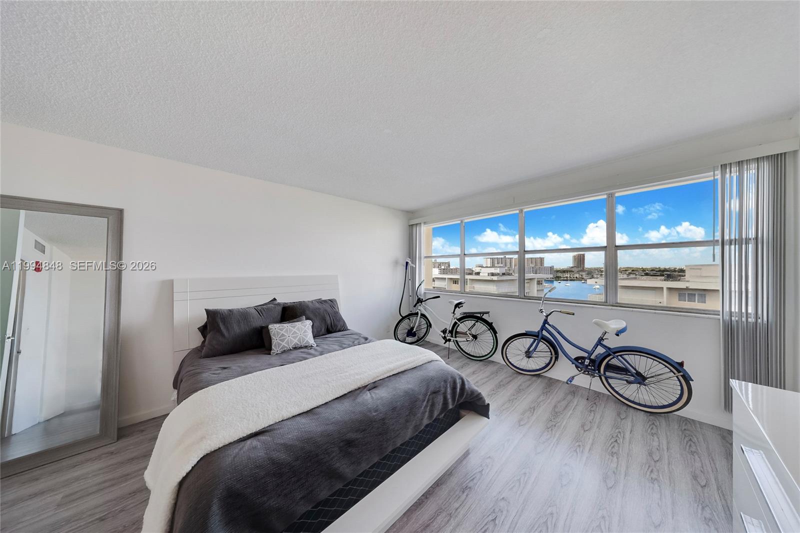 GOLDEN SAILS CONDO - Residential