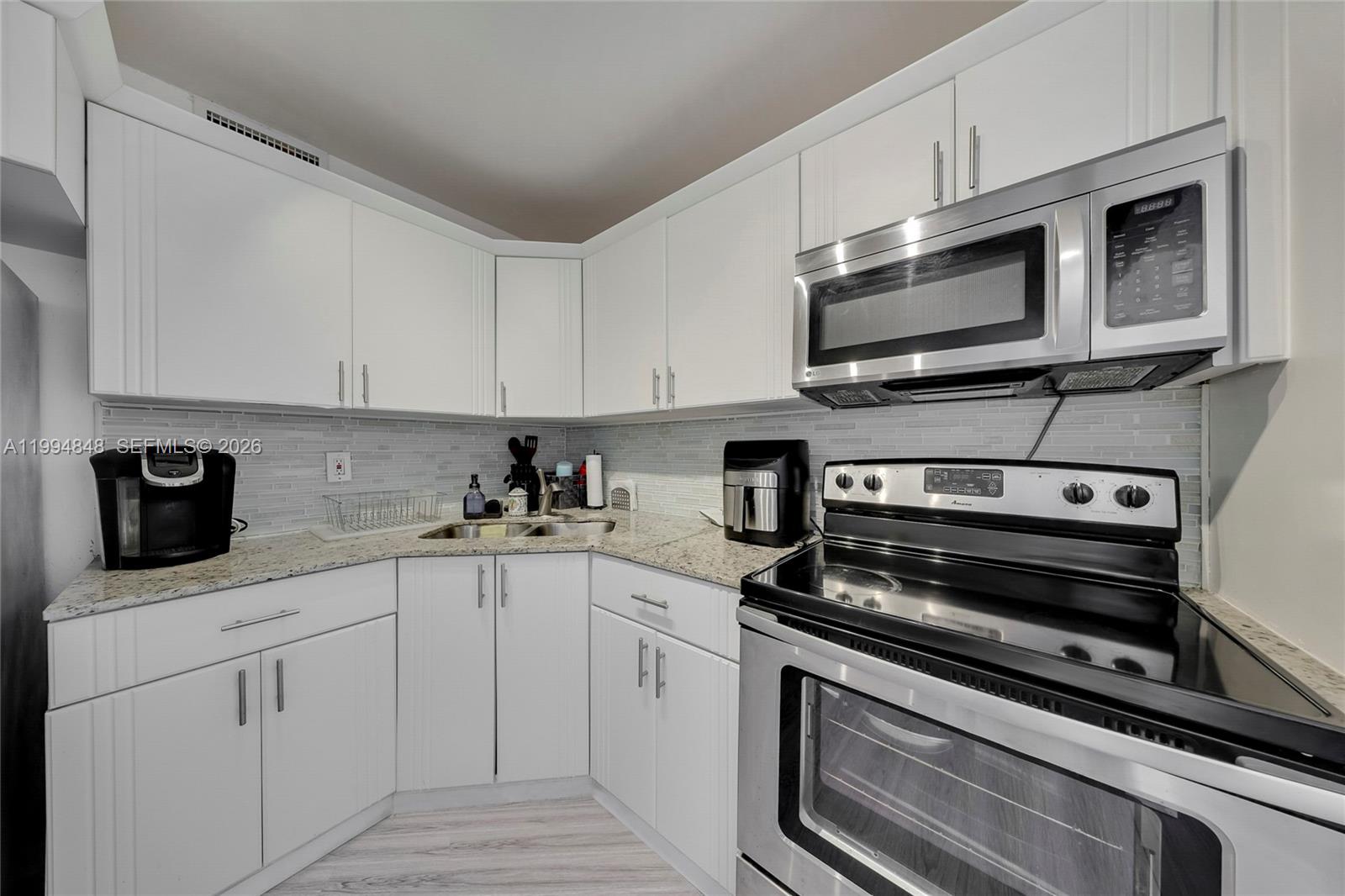 GOLDEN SAILS CONDO - Residential