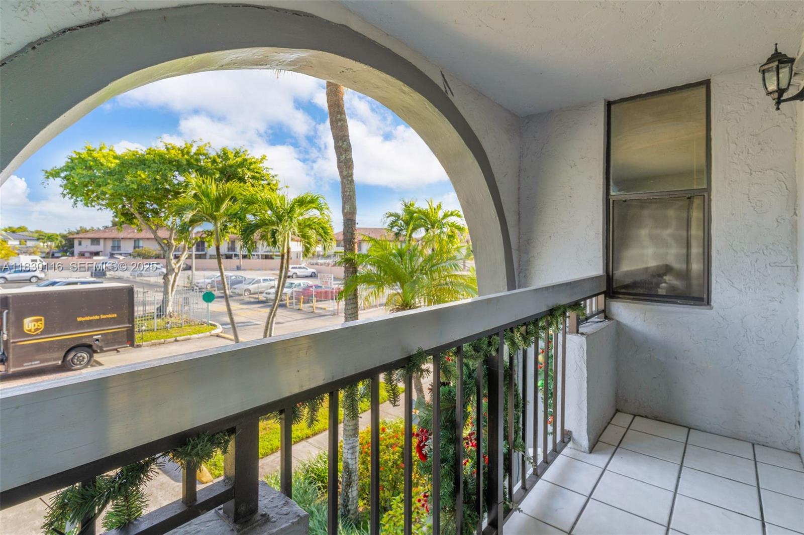 VISTA DEL LAGO CONDO PH 2 - Residential