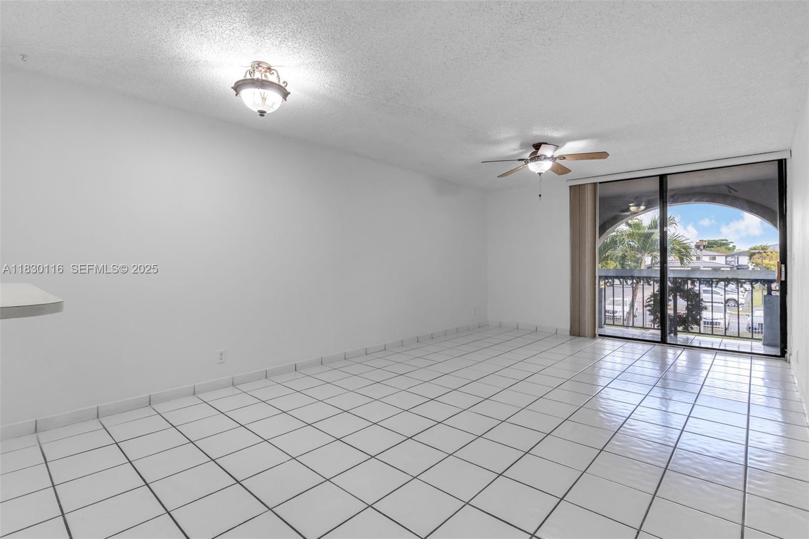 VISTA DEL LAGO CONDO PH 2 - Residential