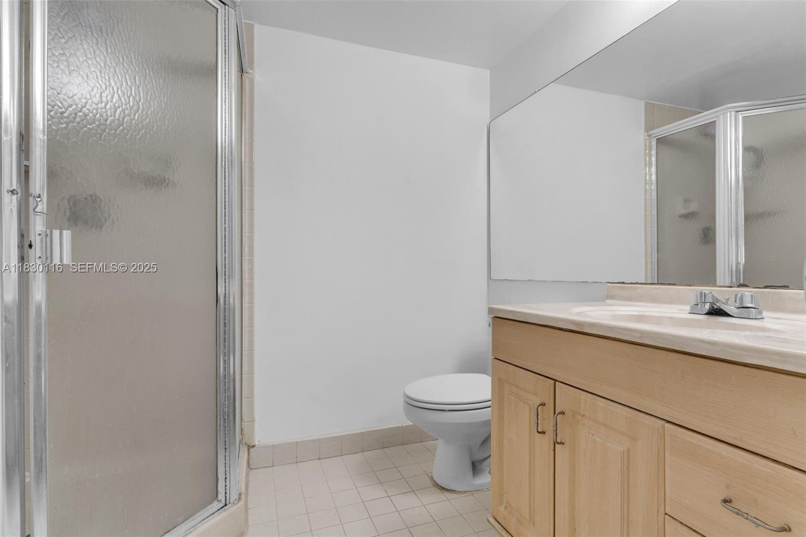 VISTA DEL LAGO CONDO PH 2 - Residential