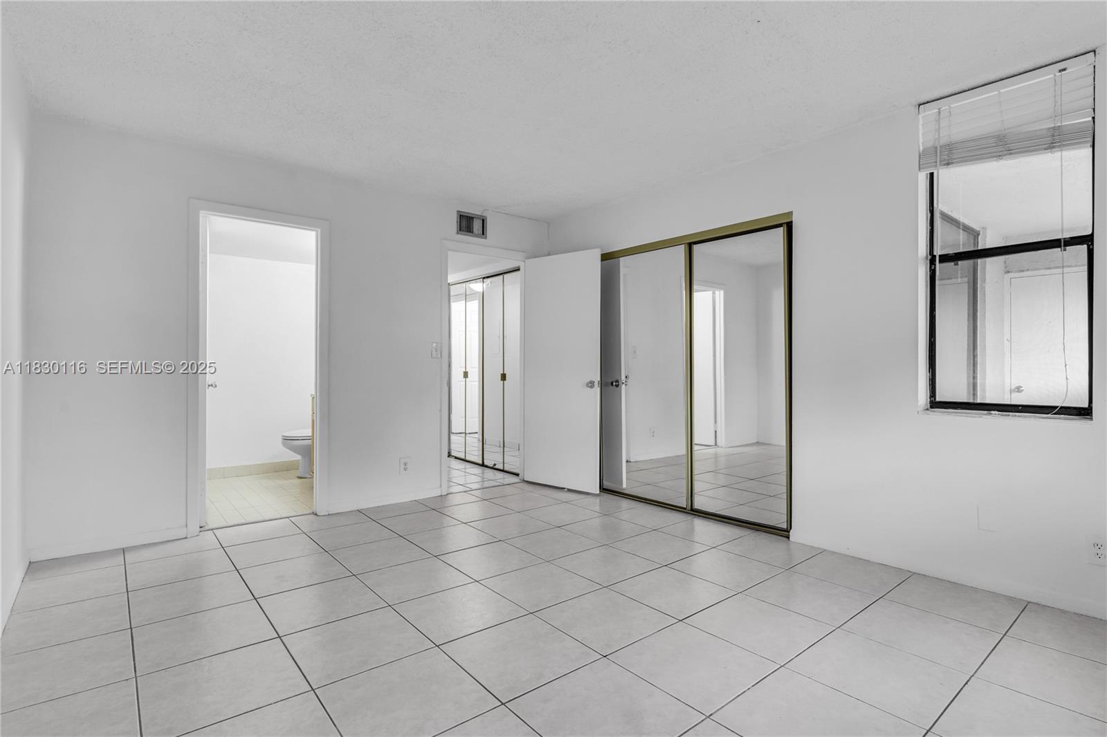 VISTA DEL LAGO CONDO PH 2 - Residential