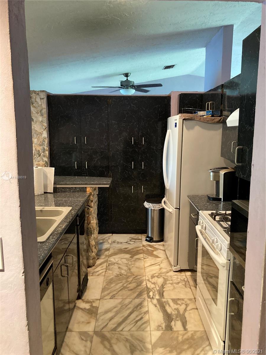 PINE SHORE SEC 4 - Residential