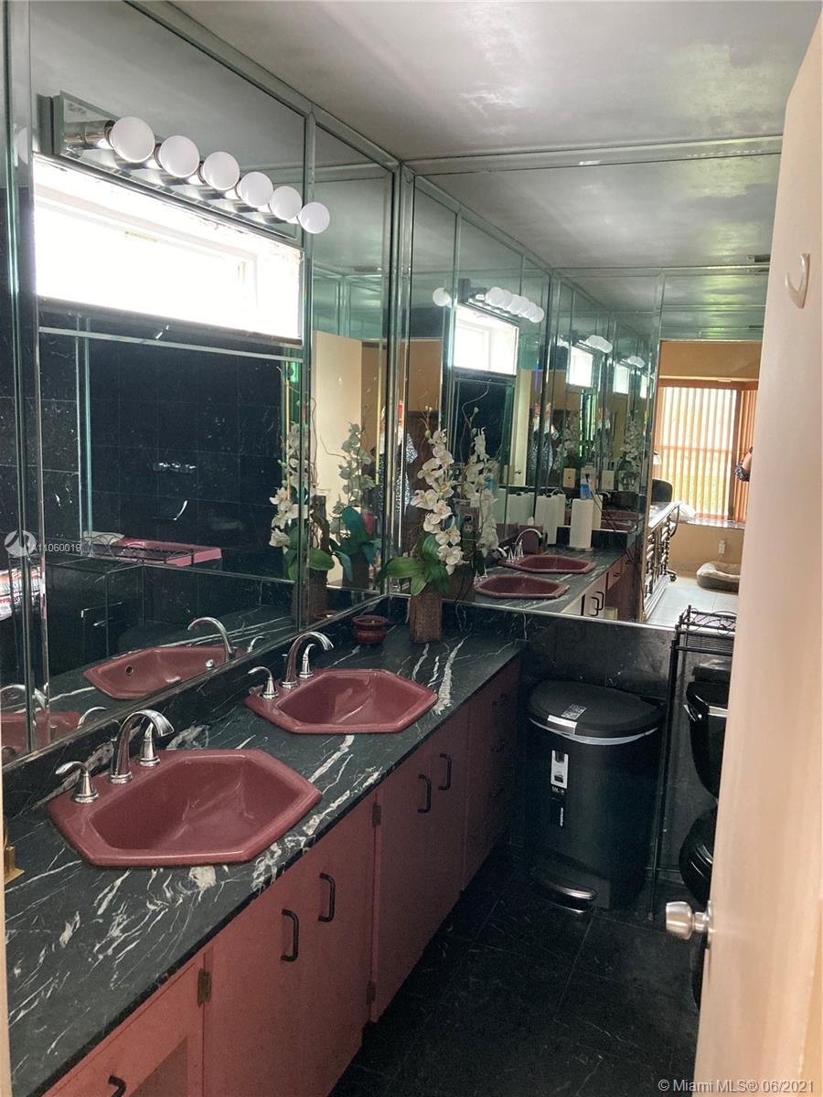 PINE SHORE SEC 4 - Residential