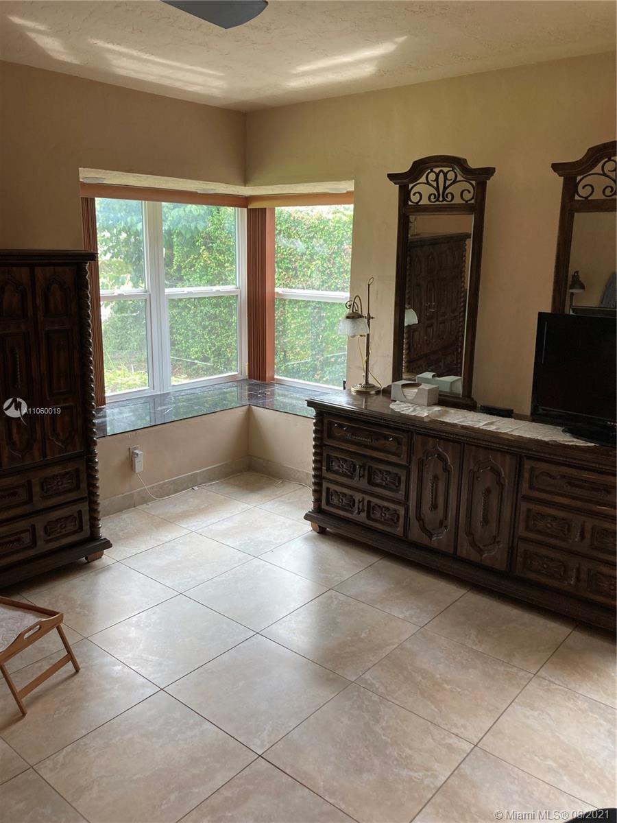 PINE SHORE SEC 4 - Residential