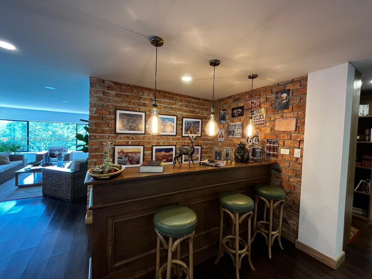 El Retiro - Residential