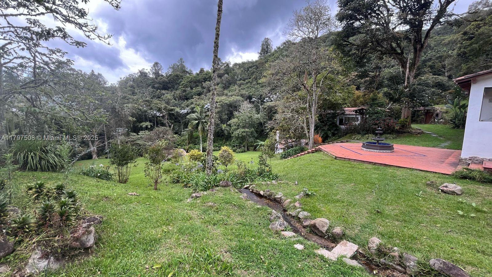 El Retiro - Residential