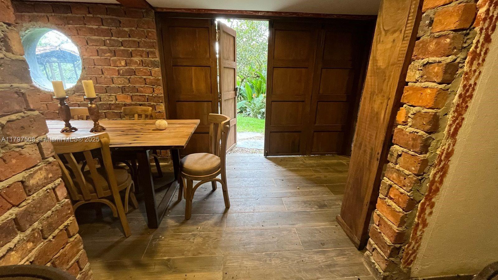 El Retiro - Residential