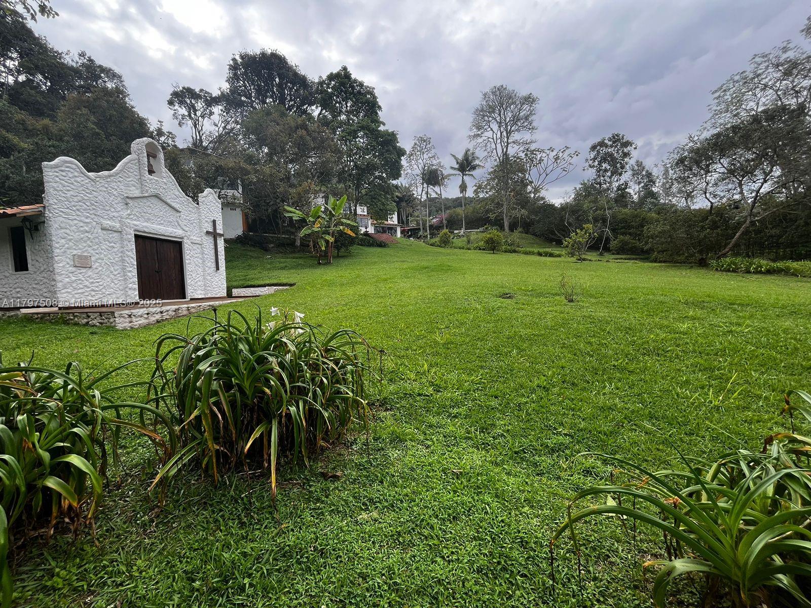 El Retiro - Residential