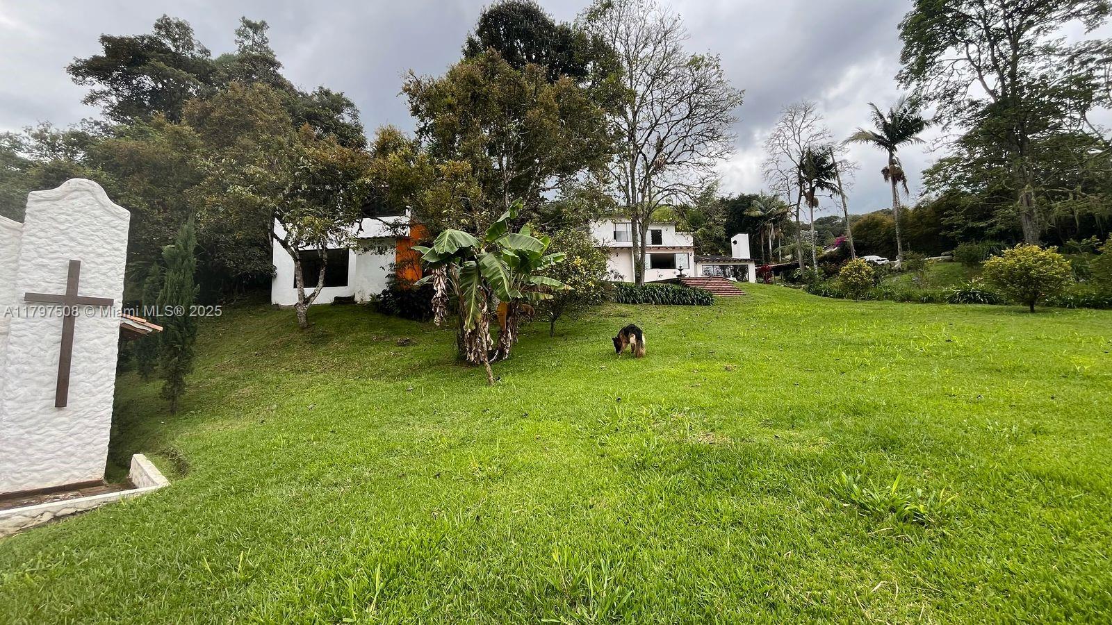 El Retiro - Residential