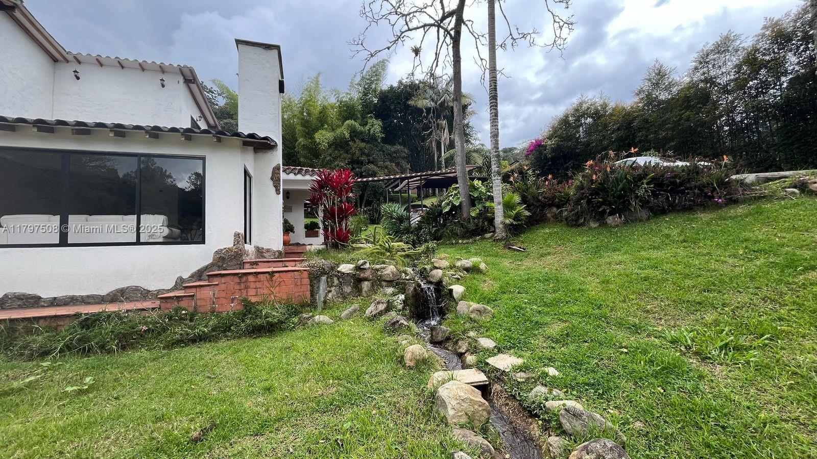 El Retiro - Residential