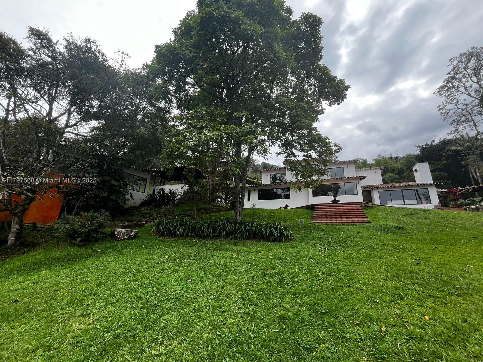 El Retiro - Residential