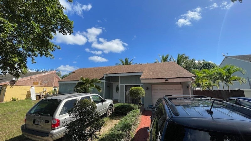 2621 Buttonwood Ave