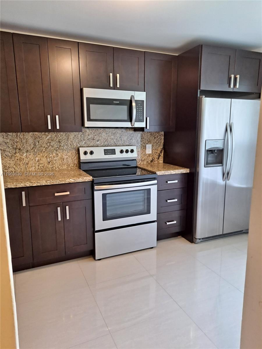 VERANO AT MIRAMAR CONDO - Residential Lease