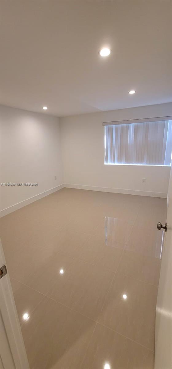 VERANO AT MIRAMAR CONDO - Residential Lease