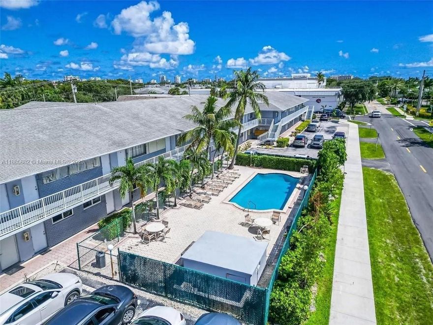 Cozy, fully furnished studio (210 sqft) just 4 min drive to Lauderdale-by-the-Sea and walking distance to shops. All utilities included (water, electricity & trash) – just bring your TV & internet box. Features new bed, fridge, microwave, air fryer, coffee maker, renovated bathroom, impact windows & doors. Community pool & on-site laundry. No pets. Minimum credit score 630 required.