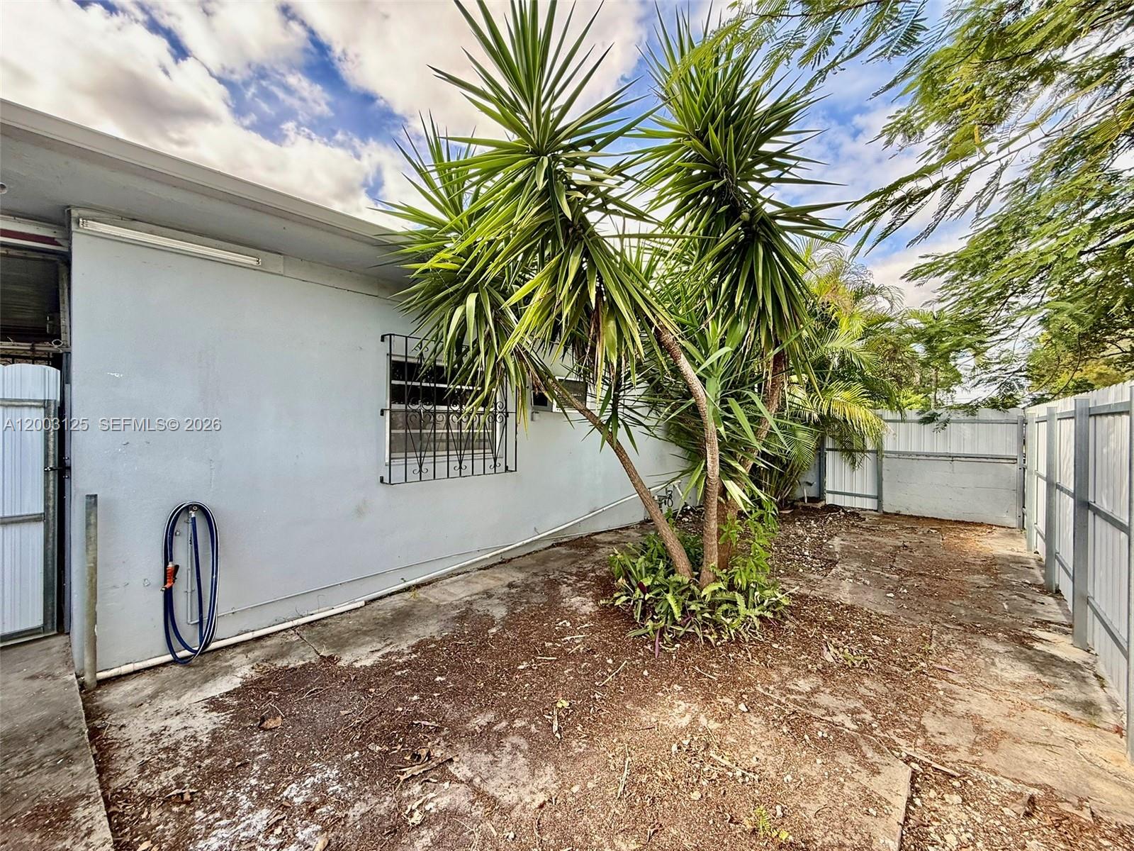 PALBICKE & GARRISONS 2ND - Residential