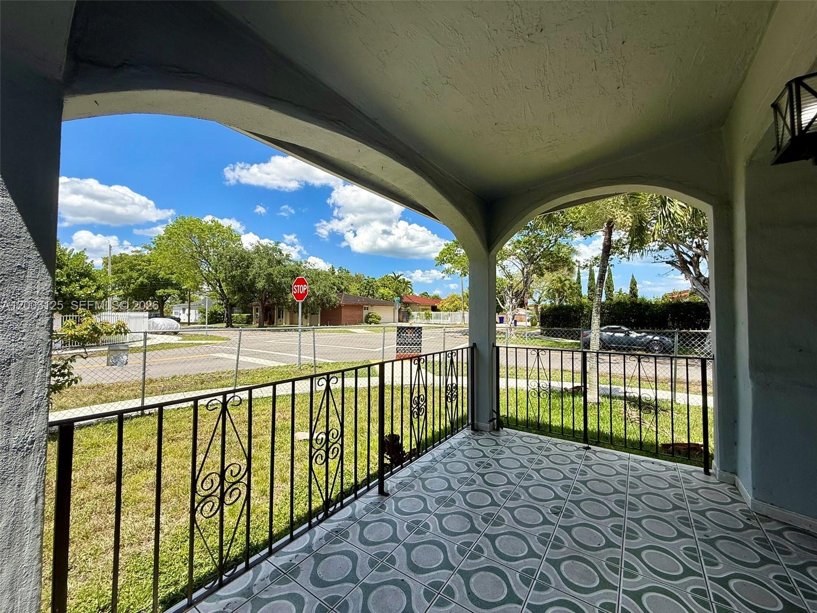 PALBICKE & GARRISONS 2ND - Residential