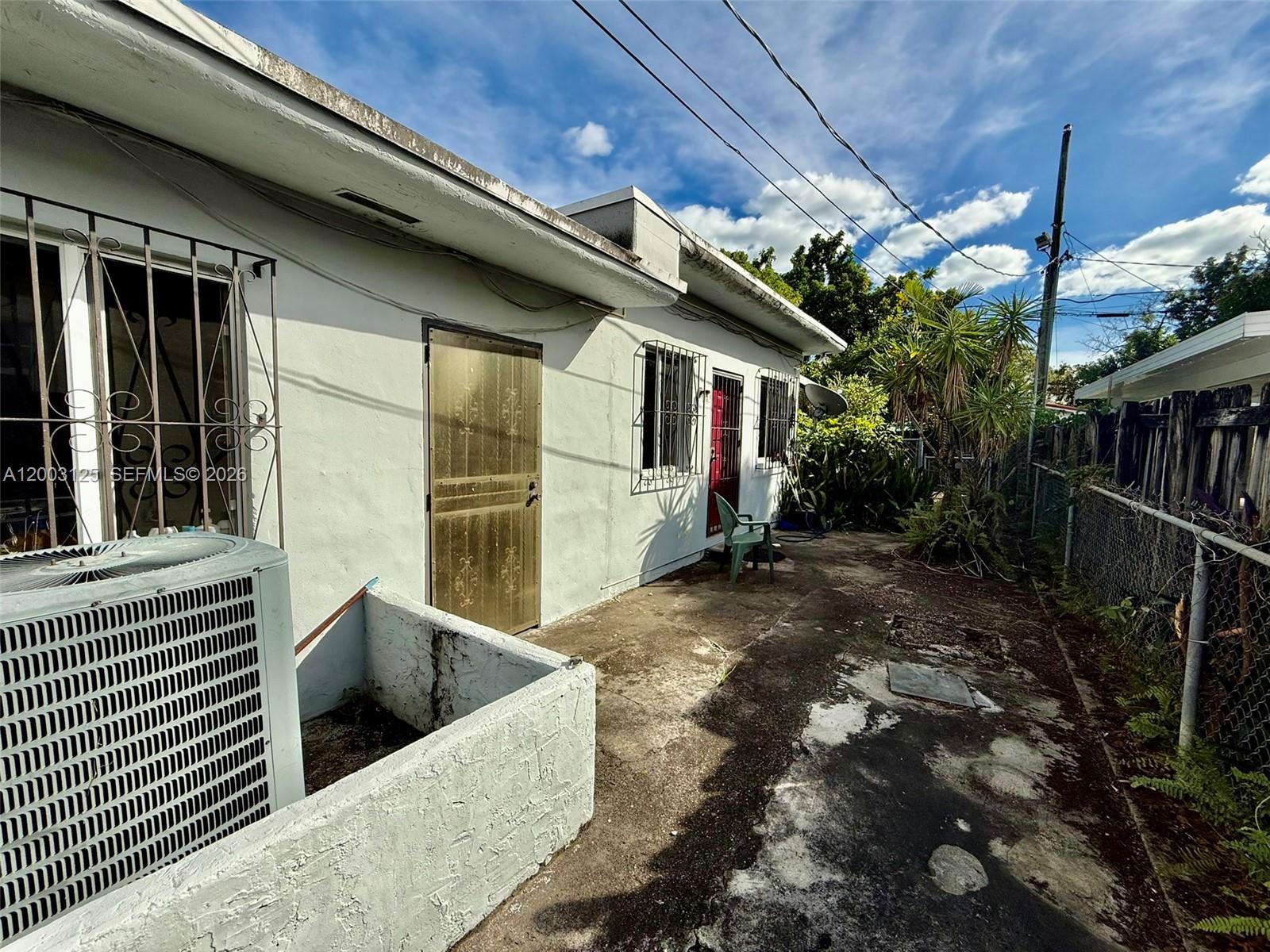 PALBICKE & GARRISONS 2ND - Residential