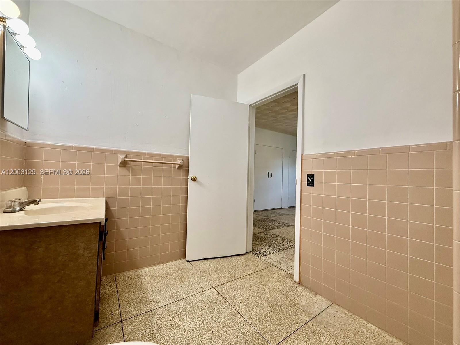 PALBICKE & GARRISONS 2ND - Residential