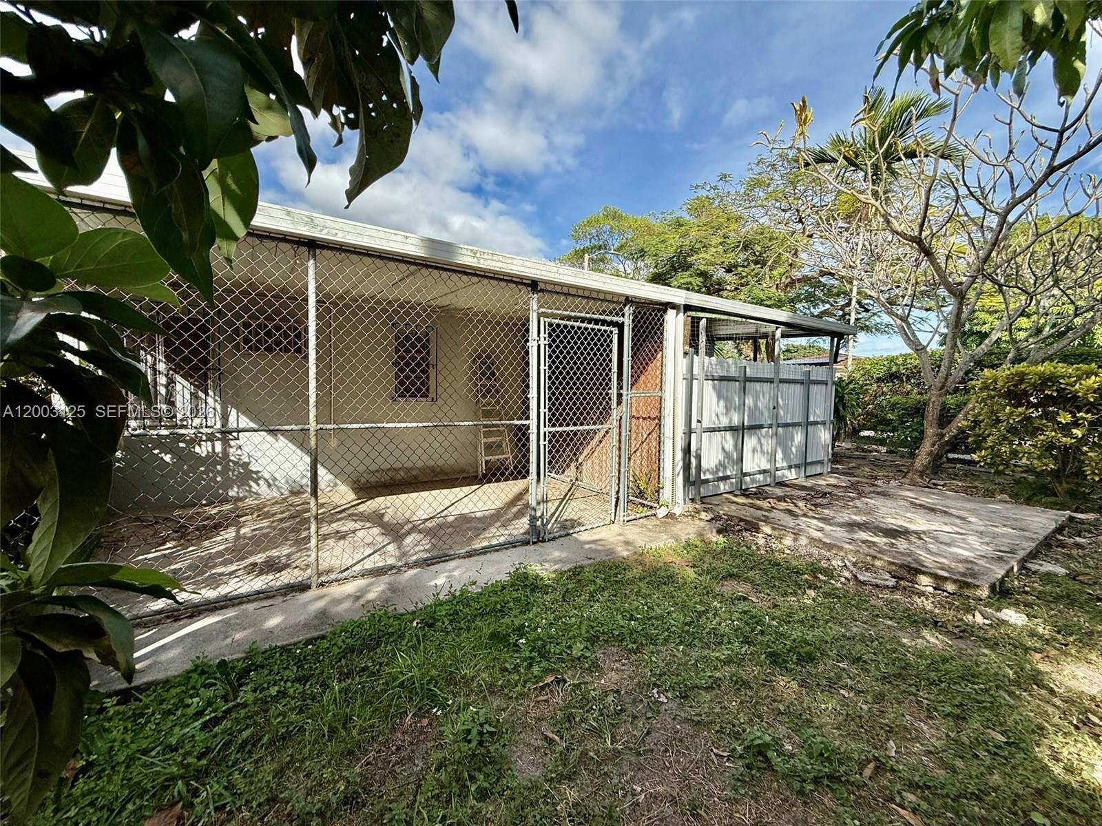 PALBICKE & GARRISONS 2ND - Residential