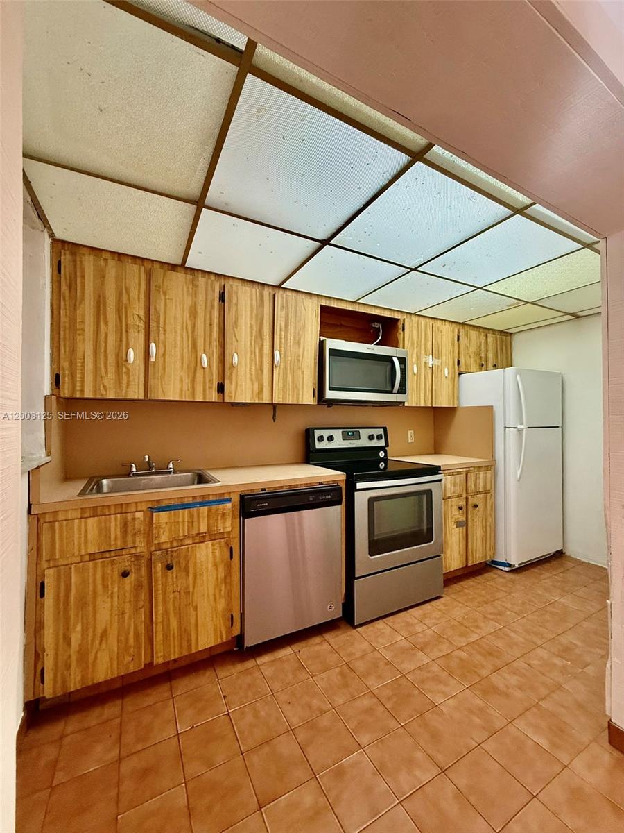PALBICKE & GARRISONS 2ND - Residential