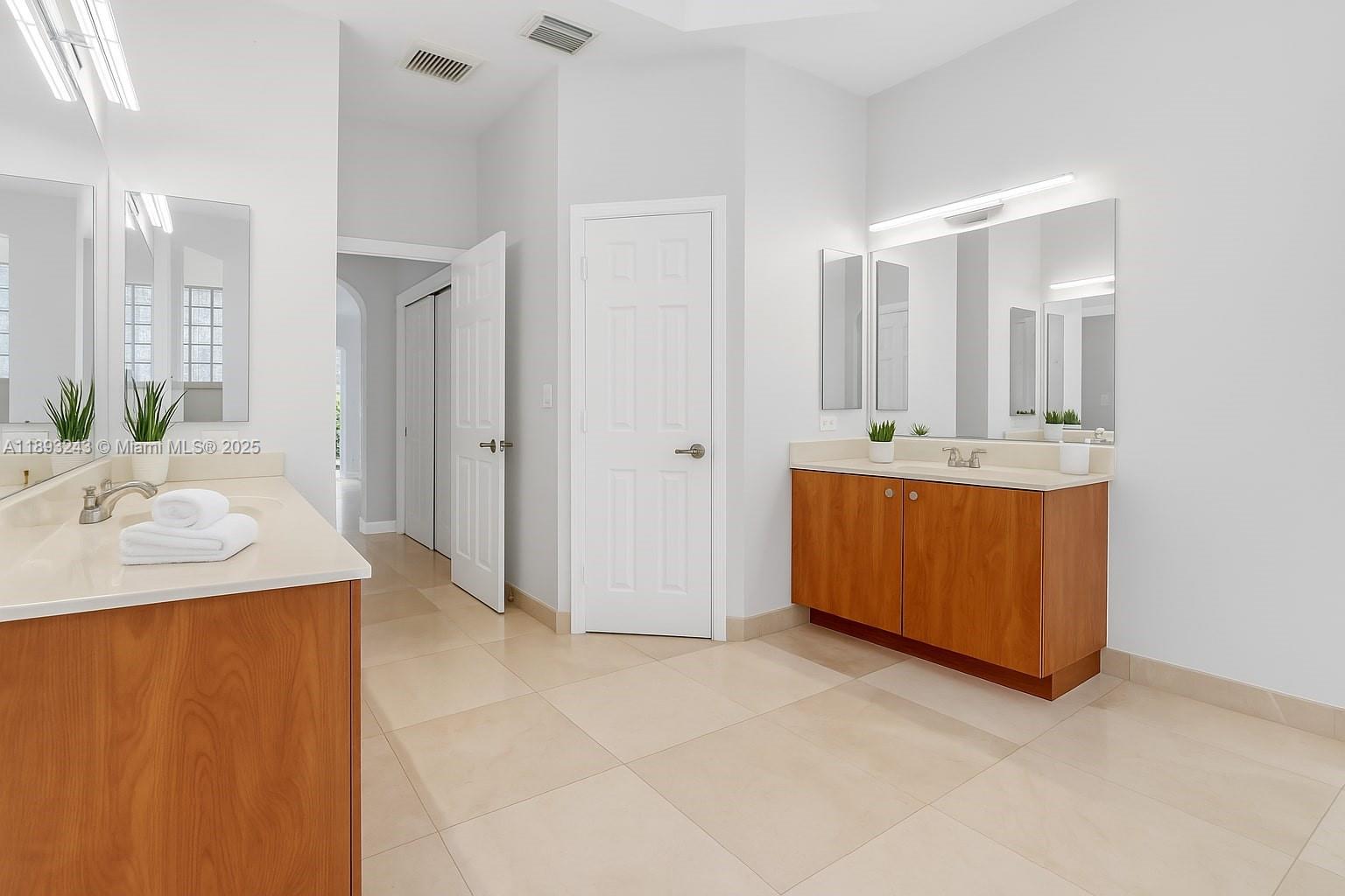 PEMBROKE FALLS PHASE 5 - Residential Lease