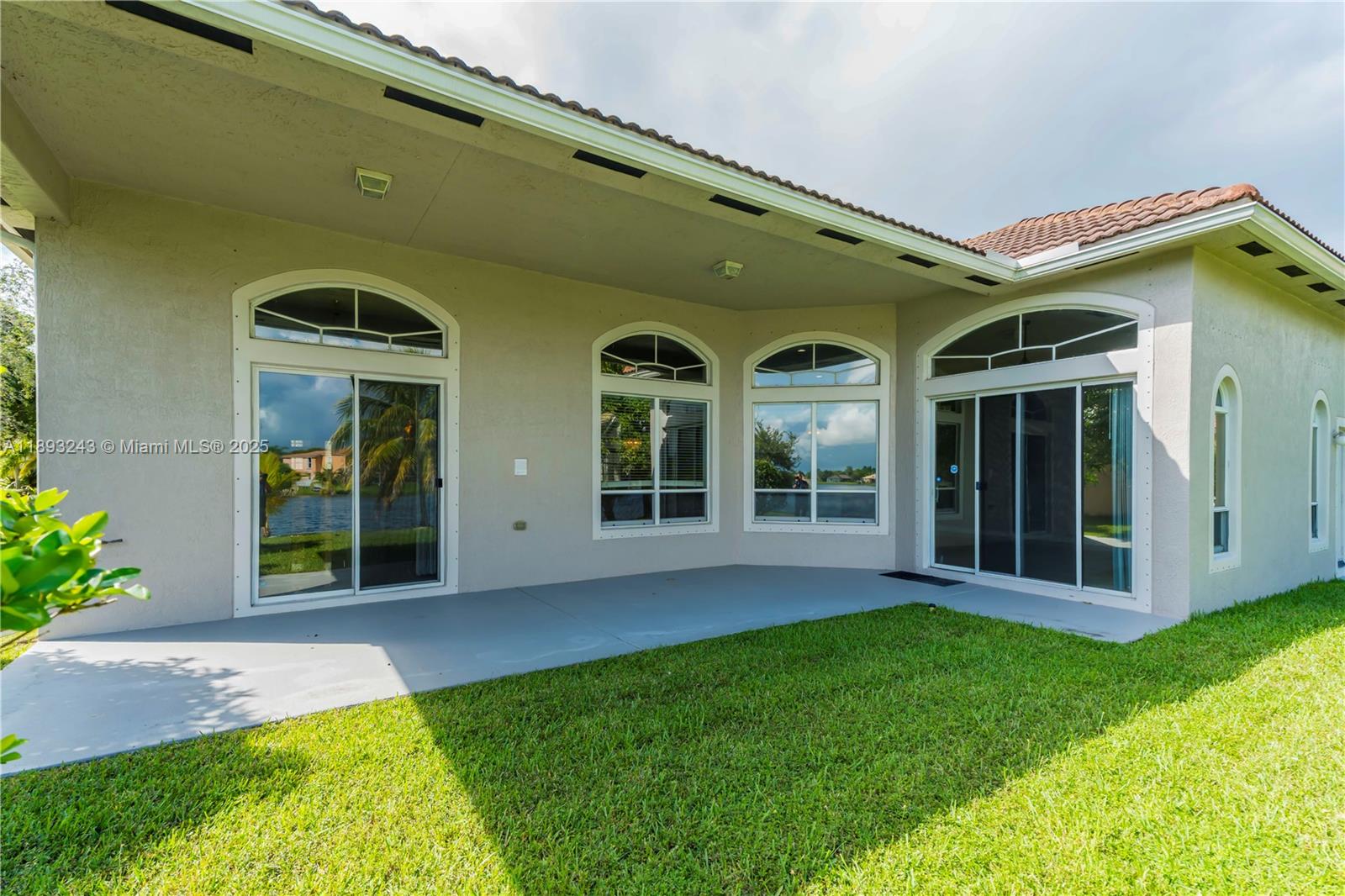 PEMBROKE FALLS PHASE 5 - Residential Lease