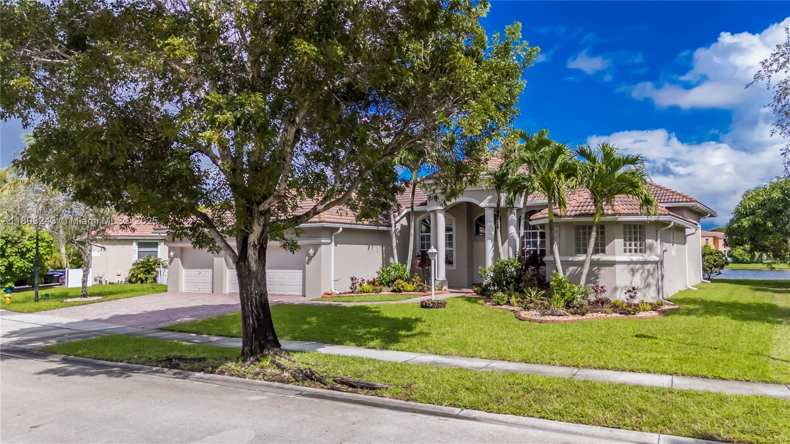 PEMBROKE FALLS PHASE 5 - Residential Lease