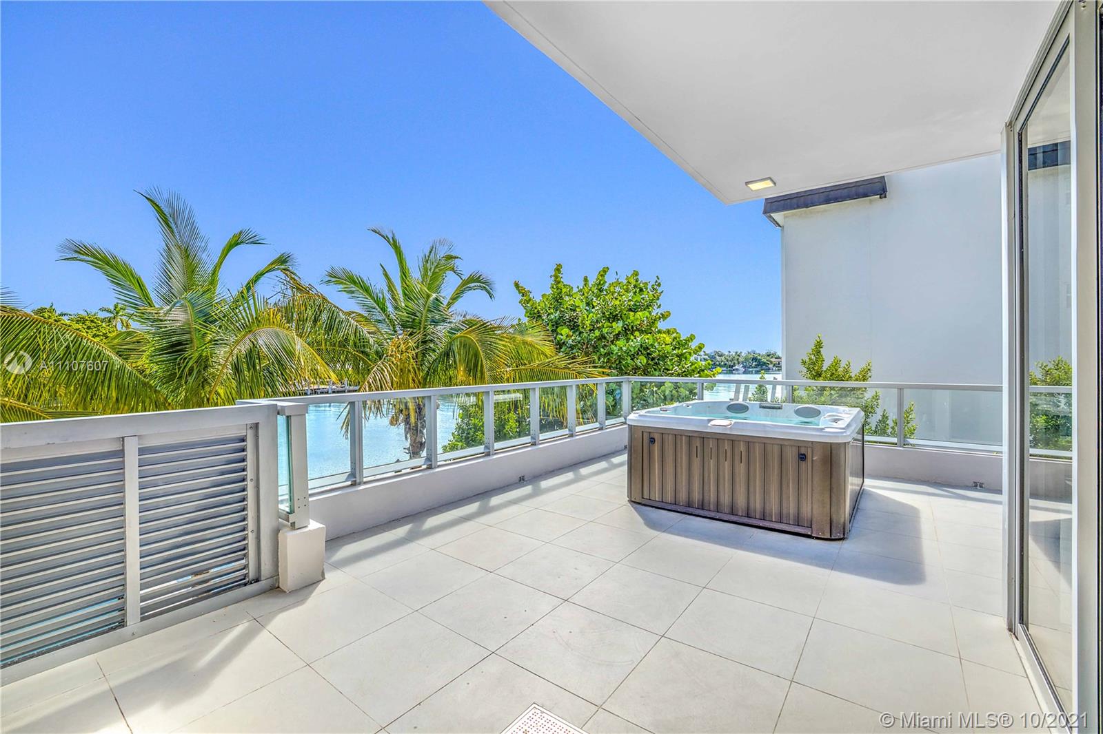 BAY HARBOR ISLAND - Residential
