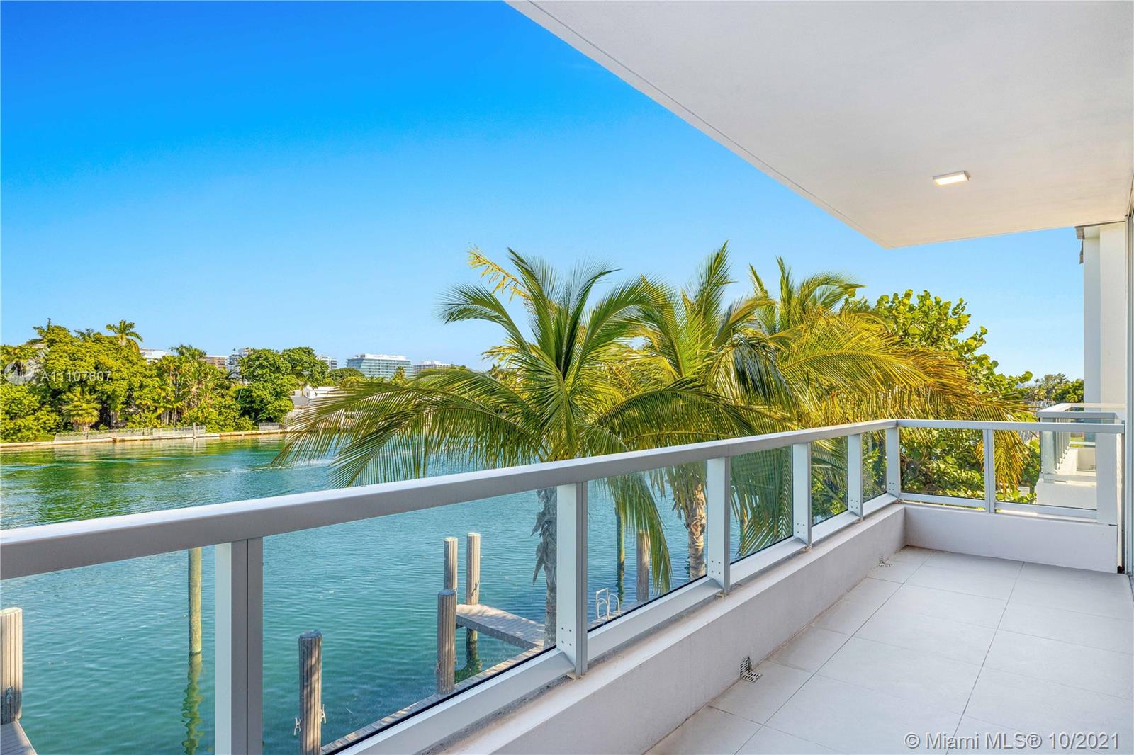 BAY HARBOR ISLAND - Residential