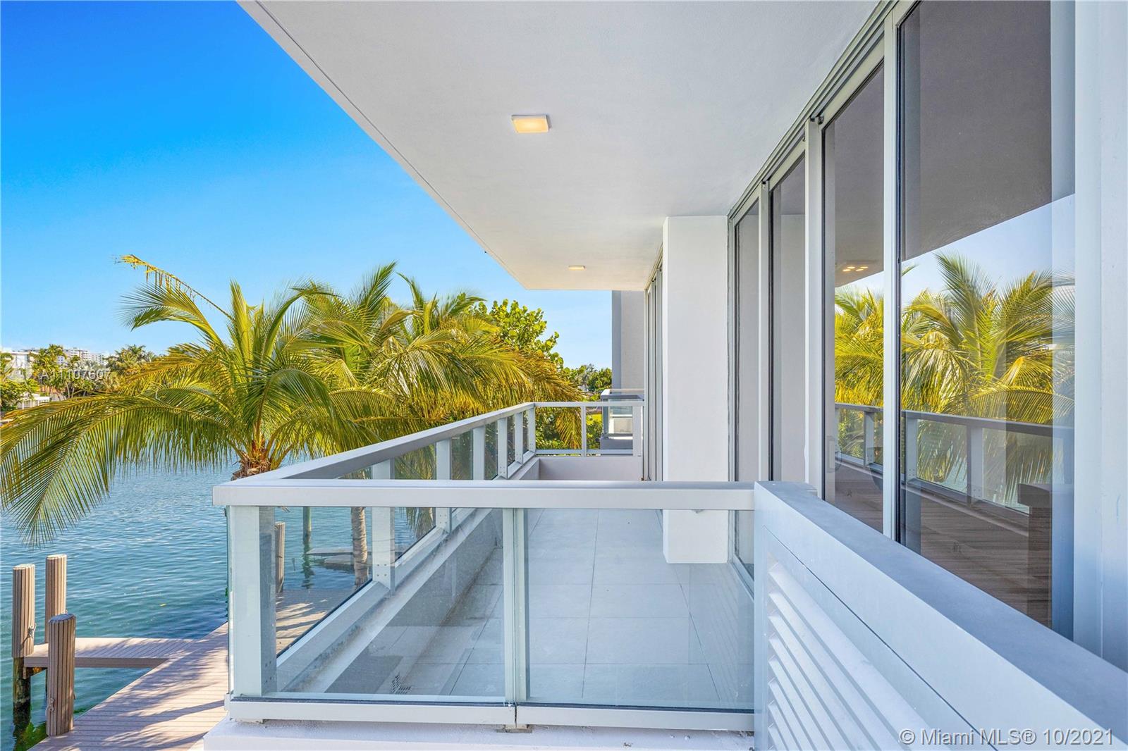 BAY HARBOR ISLAND - Residential