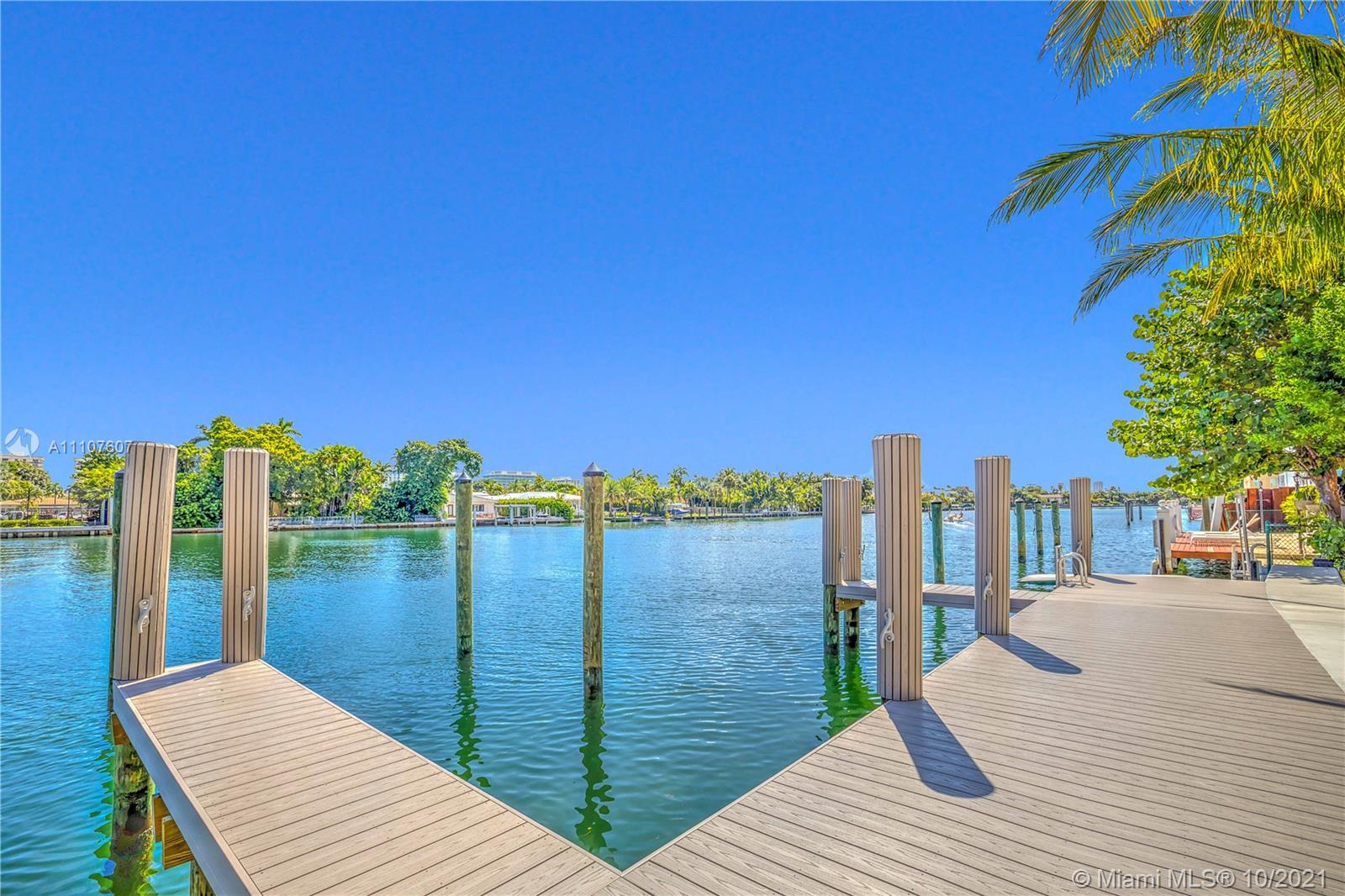 BAY HARBOR ISLAND - Residential